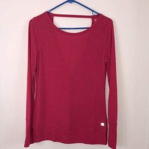 Gap Fit Top Long-Sleeve Top with Open Back V Detail.